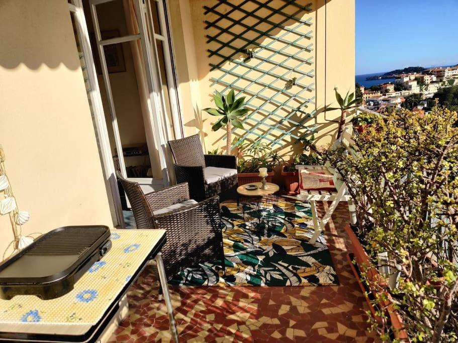 Vintage Flat On Villefranche Bay - Free Car Park Dış mekan fotoğraf